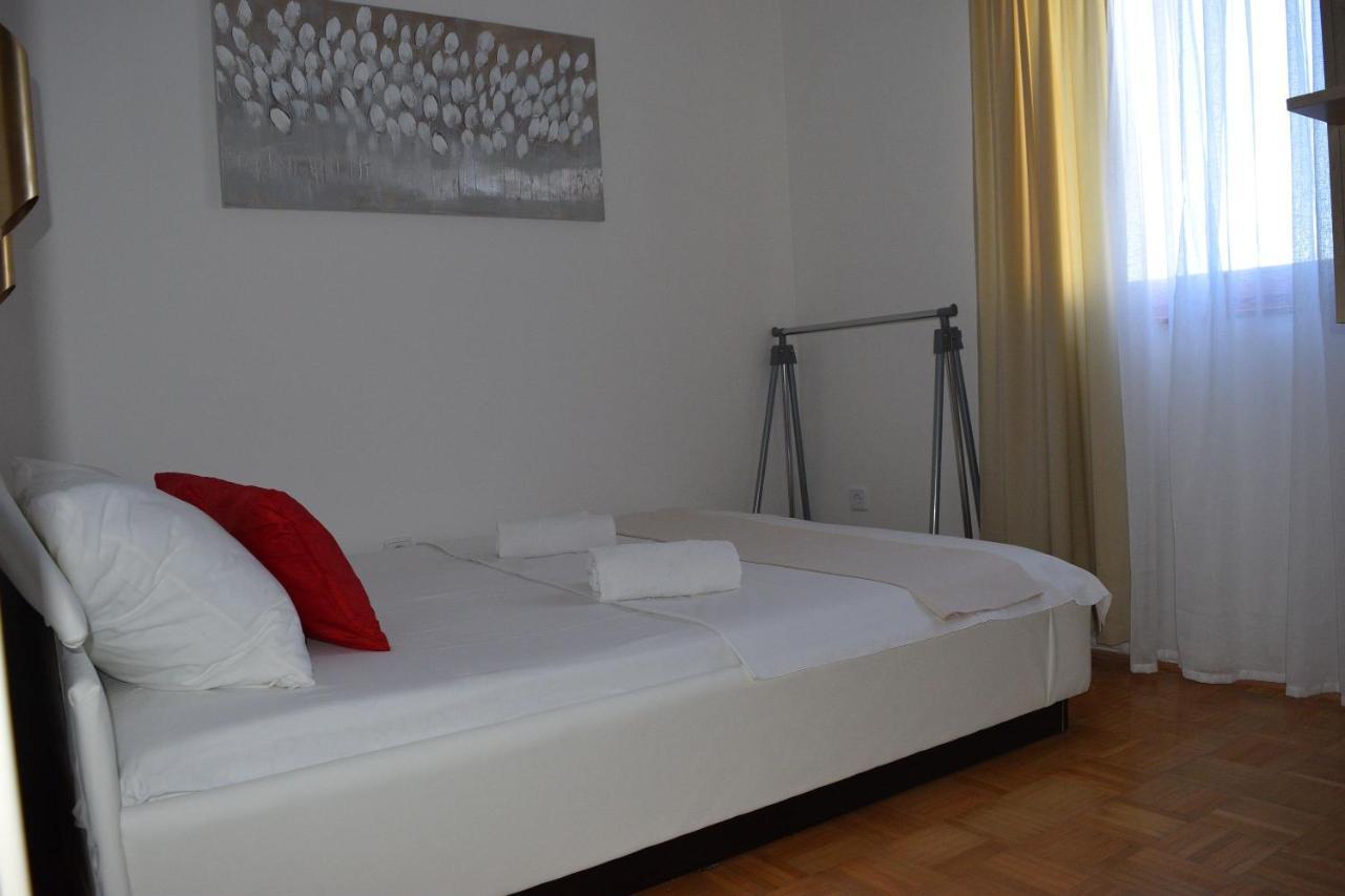 Juras1 Apartment *